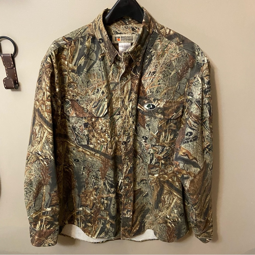 Mossy Oak Camouflage Men’s Long Sleeve Shirt - Like New! Size L